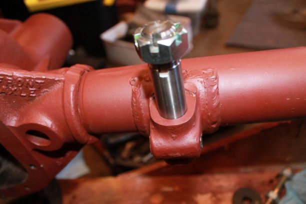 steering pivot arm shaft