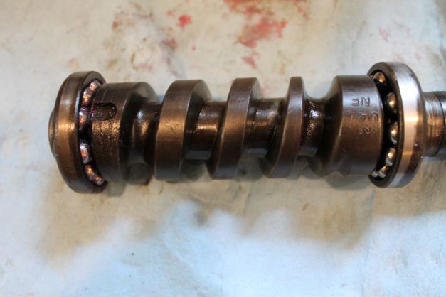 bearings on worm gear